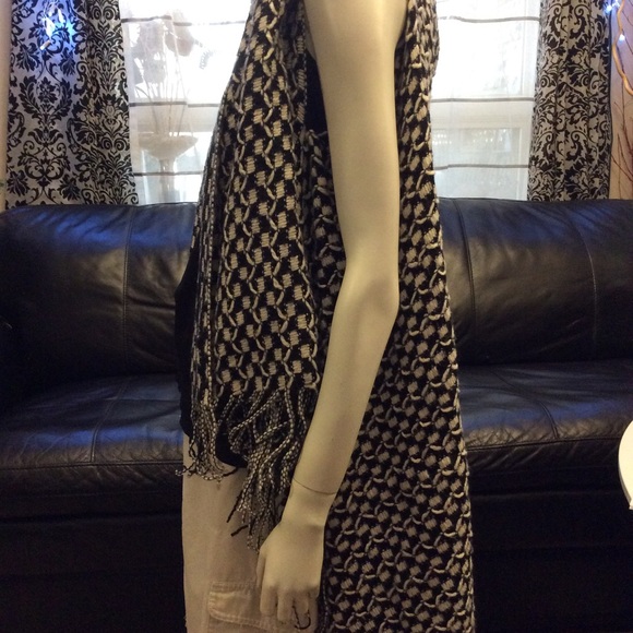 Made in Italy long knitted open front wrap vest - Picture 3 of 8